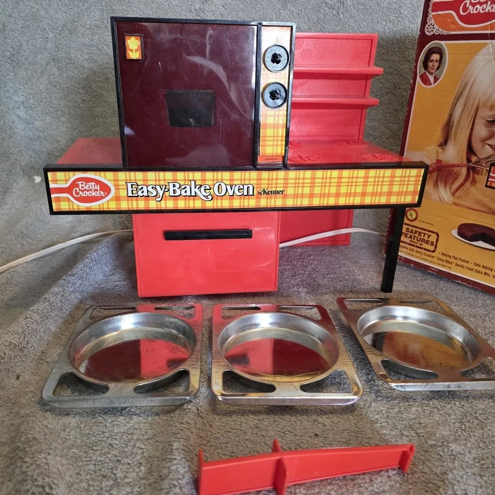 1973 Kenner Betty Crocker Easy-Bake Oven Model 1370 Orange Working Vintage